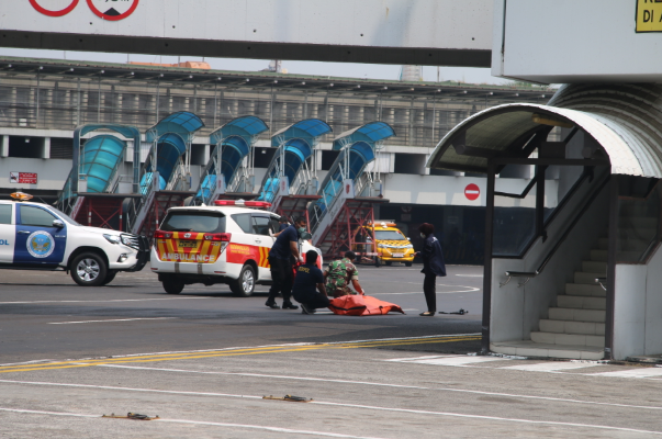 Pesawat Dibajak Teroris di Bandara Soetta, Treatments Penderita Diabetes, Hingga Ustadz Hanan Attaki Perihal ESQ